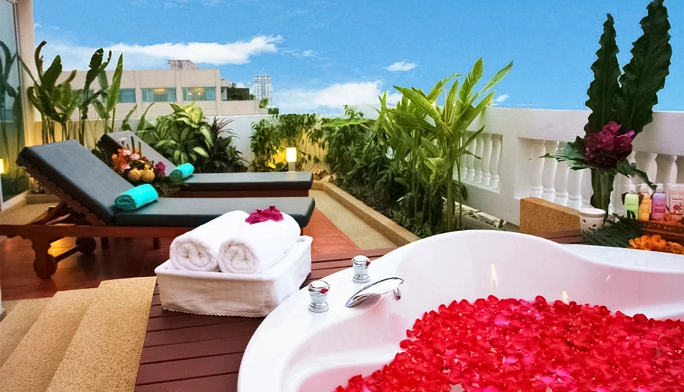 هتل رامادا پلازا بای ویندهام بانکوک